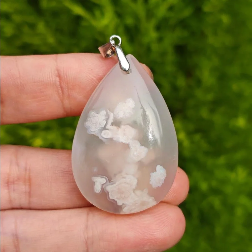 Sterling‎ silver translucent flower agate pendant A